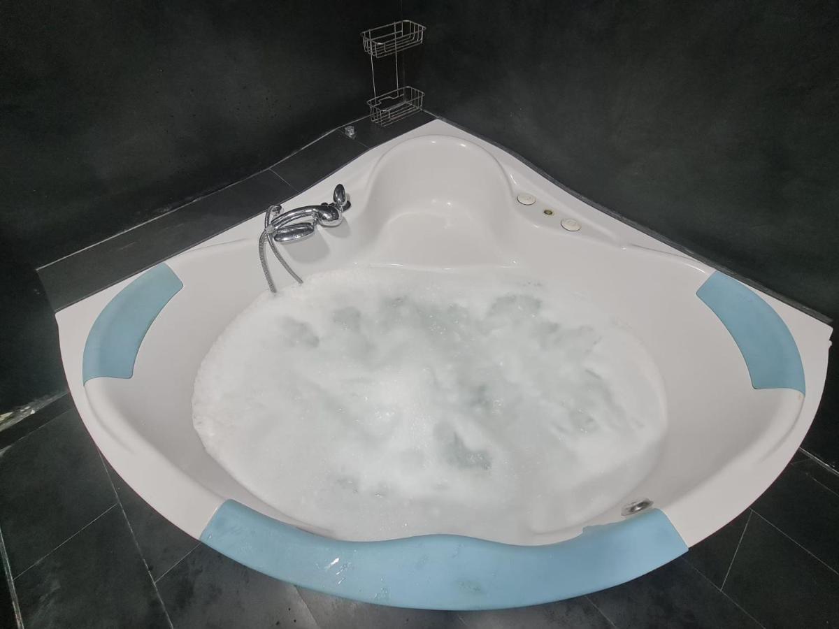 Apartamento Loft Acogedor Apartman Alhaurín de la Torre Kültér fotó